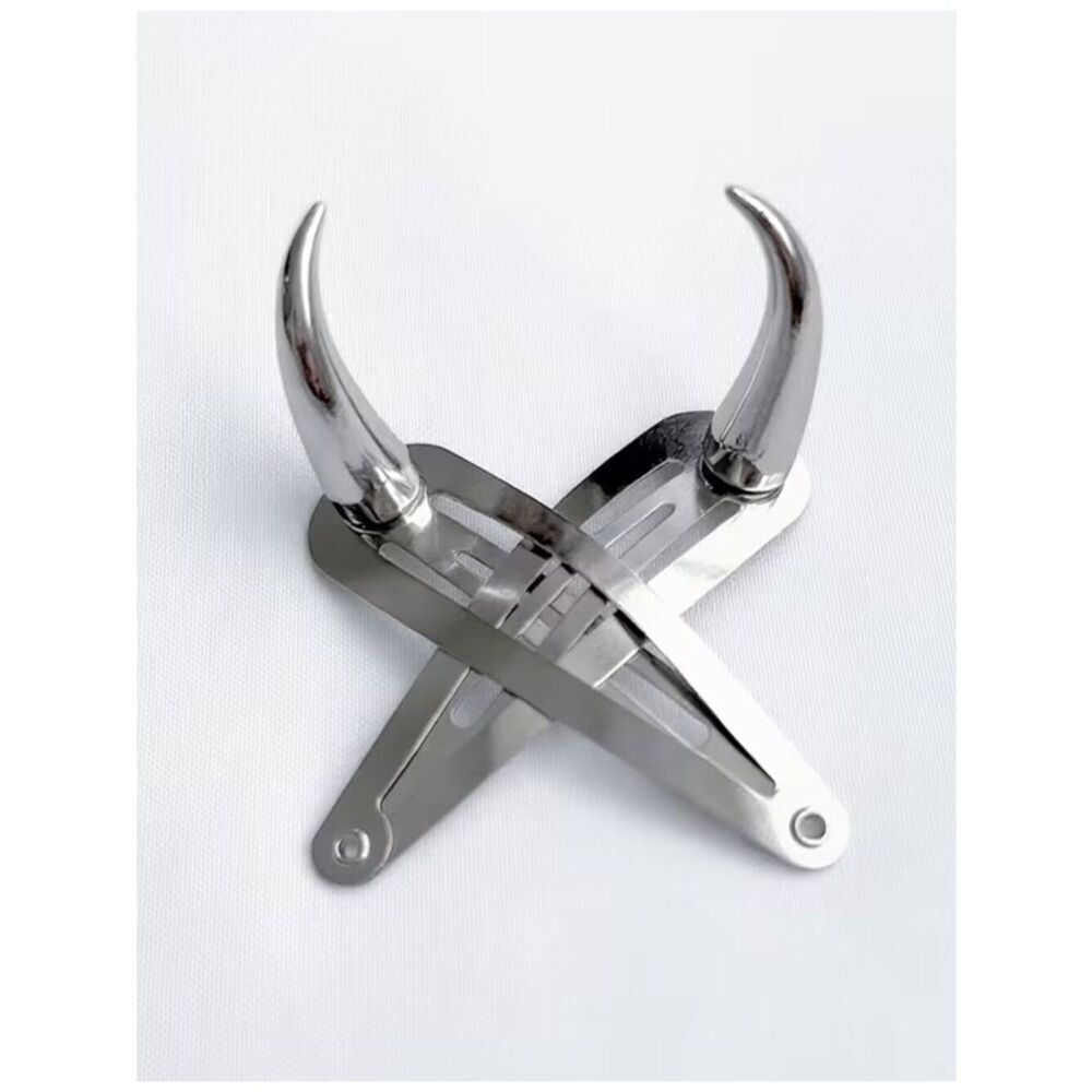 NWT Y2K Punk Metallic Devil Horn Snap Hair Clips Goth Grunge Alt Barrettes 2pc